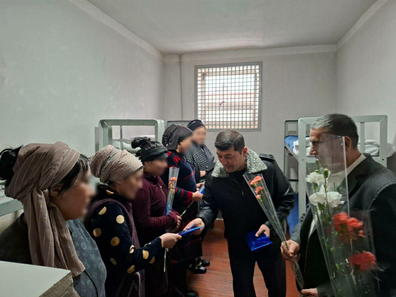 Women detained in Namangan pre-trial detention center were congratulated on March 8