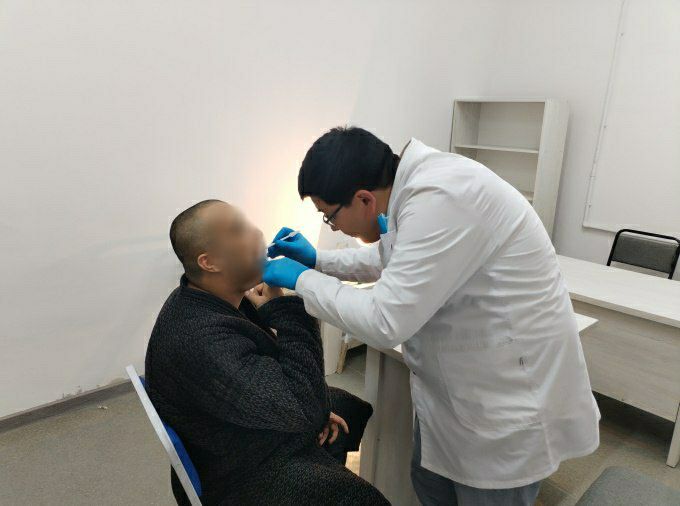 Navbatdagi tibbiy ko‘rik Termizdagi 9-son tergov hibsxonasida saqlanayotgan shaxslar uchun tashkil etildi