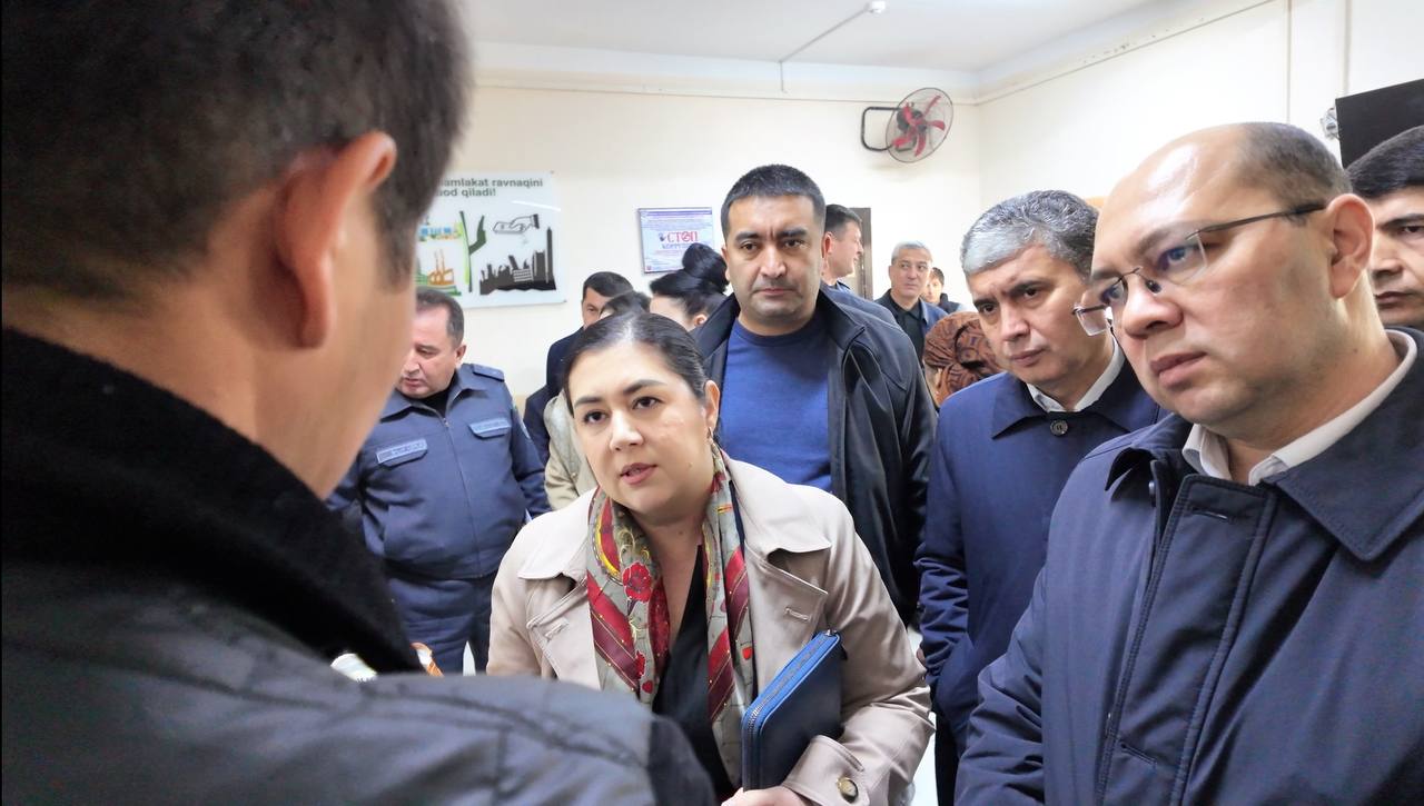 Депутатлар Омбудсман таклиф этган қонунчилик ўзгаришларини ўрганиш мақсадида Марказий тергов ҳибсхонасида бўлишди