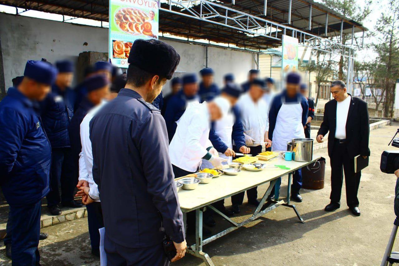 Namanganda 150 nafar mahkumga sertifikatlar topshirildi