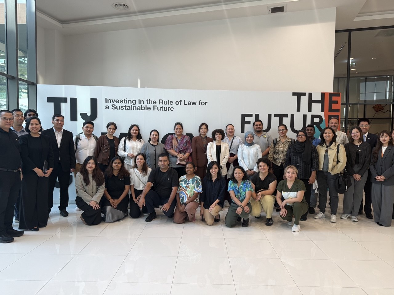 Ombudsmen from Several Countries Exchange Experiences on Preventing Torture in Thailand